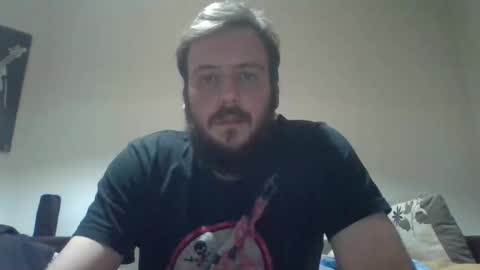 serbianguy8 online show from April 19, 9:06 pm