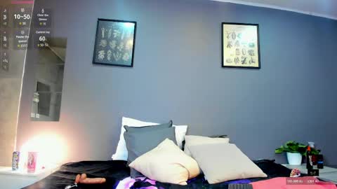 Serena online show from April 22, 4:26 am