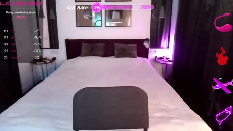 serenamilss online show from March 17, 9:01 am