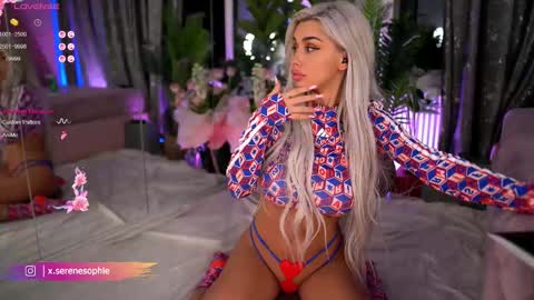 Serene Sophiex online show from March 4, 1:12 am