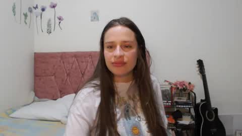 Snapshot of serenity_crystal chatting on September 21, 12:23 am serenity_crystal online show from September 21, 12:23 am