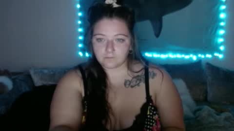 Snapshot of serenityysavage chatting on March 6, 11:42 pm Serenity online show from March 6, 11:42 pm