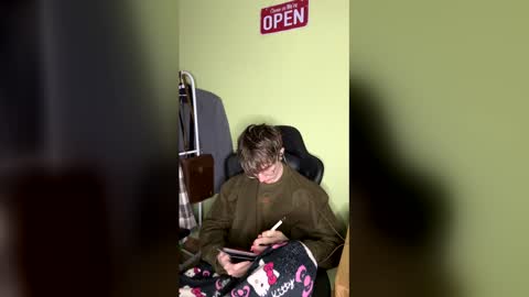 Sergiooo 3 online show from April 19, 7:05 pm