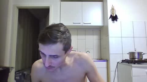 Snapshot of serhio27 chatting on December 8, 5:01 pm meta23meta online show from December 8, 5:01 pm