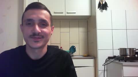 Snapshot of serhio27 chatting on January 31, 10:31 pm meta23meta online show from January 31, 10:31 pm