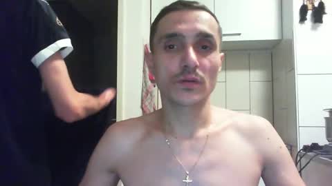 Snapshot of serhio27 chatting on March 8, 9:40 pm meta23meta online show from March 8, 9:40 pm