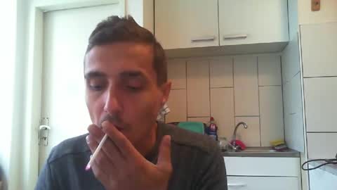 Snapshot of serhio27 chatting on September 25, 7:56 am meta23meta online show from September 25, 7:56 am