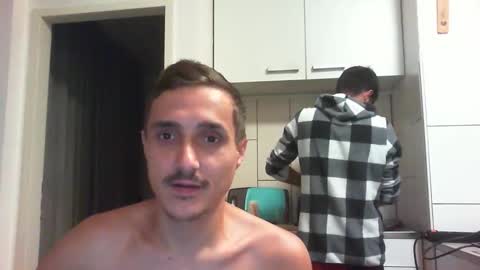 Snapshot of serhio27 chatting on October 3, 7:22 pm meta23meta online show from October 3, 7:22 pm