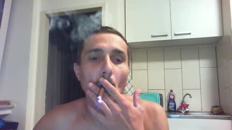 Snapshot of serhio27 chatting on October 5, 5:22 pm meta23meta online show from October 5, 5:22 pm