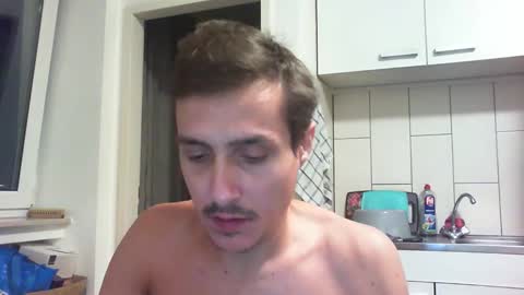 Snapshot of serhio27 chatting on November 4, 5:28 am meta23meta online show from November 4, 5:28 am