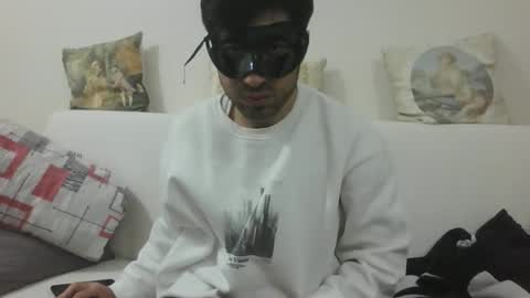 sero98313230 online show from April 2, 6:55 am