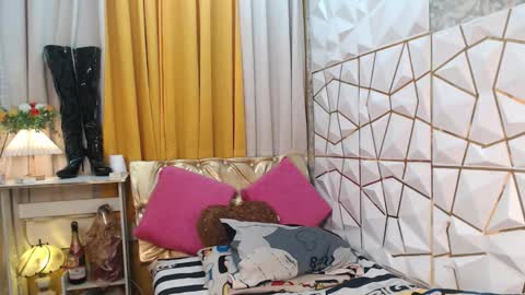 call me MILES   online show from September 16, 7:09 am