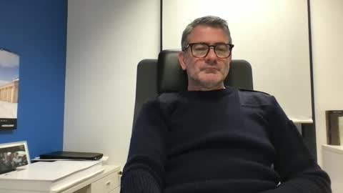 sesamechris92 online show from February 17, 5:30 pm