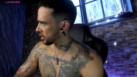 seth_0wner online show from February 21, 7:04 pm