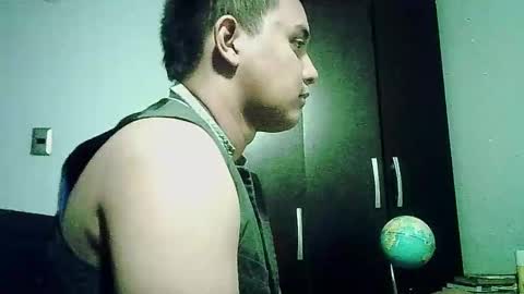 Snapshot of seth_titanxxx chatting on January 13, 4:18 am seth_titanxxx online show from January 13, 4:18 am