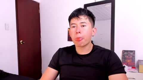 Snapshot of setsuna_10 chatting on January 10, 7:32 pm david online show from January 10, 7:32 pm