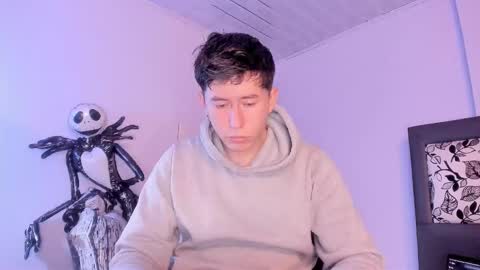 Snapshot of setsuna_10 chatting on November 20, 11:59 pm david online show from November 20, 11:59 pm