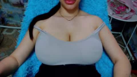 seu_cute online show from September 13, 10:37 am