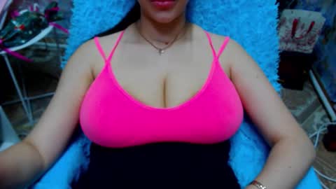 Snapshot of seu_cute chatting on January 12, 7:08 pm seu_cute online show from January 12, 7:08 pm