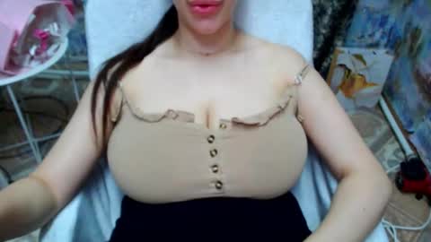 Snapshot of seu_cute chatting on February 17, 7:27 am seu_cute online show from February 17, 7:27 am