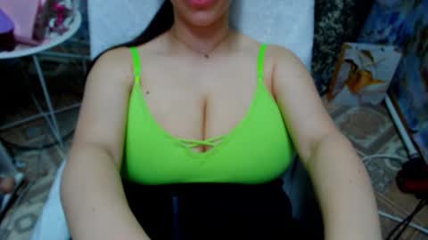 Snapshot of seu_cute chatting on February 27, 9:26 pm seu_cute online show from February 27, 9:26 pm