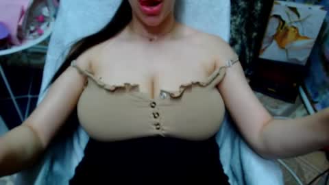 seu_cute online show from April 7, 7:03 pm