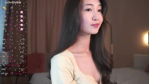 Sana online show from June 3, 2:33 pm