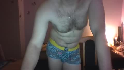 Snapshot of sewek101 chatting on February 15, 5:09 am Sewerin online show from February 15, 5:09 am