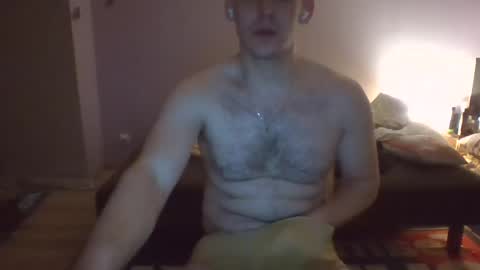 Snapshot of sewek101 chatting on February 22, 1:00 am Sewerin online show from February 22, 1:00 am