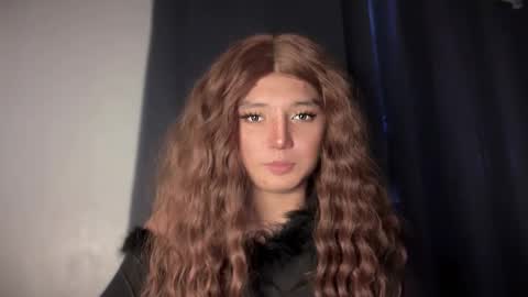 Hi im anne online show from November 25, 10:54 pm