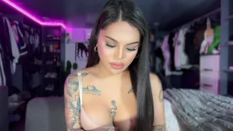 tan online show from May 11, 4:04 pm