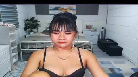 Snapshot of sexcum_trendingts_now chatting on October 25, 10:56 am MS Anna online show from October 25, 10:56 am