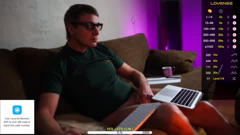 Snapshot of sexespresso chatting on December 21, 12:20 am Thank you for Birthday Wishes online show from December 21, 12:20 am