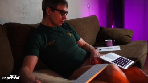 Snapshot of sexespresso chatting on December 29, 7:00 pm Thank you for Birthday Wishes online show from December 29, 7:00 pm