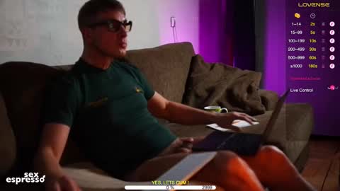 Snapshot of sexespresso chatting on September 26, 6:12 pm Thank you for Birthday Wishes online show from September 26, 6:12 pm