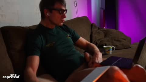 Snapshot of sexespresso chatting on December 4, 11:52 am Thank you for Birthday Wishes online show from December 4, 11:52 am