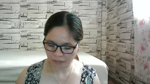 Snapshot of sexi_monica chatting on December 28, 5:02 am sexi_monica online show from December 28, 5:02 am
