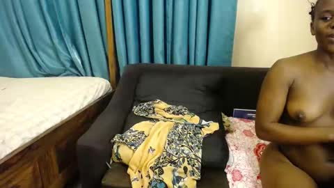 Snapshot of sexie_desire chatting on February 2, 7:34 pm Mari online show from February 2, 7:34 pm