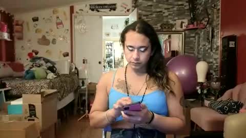 Snapshot of sexiwhiskey699 chatting on May 19, 2:18 am sexiwhiskey699 online show from May 19, 2:18 am