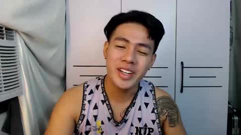 HI I AM JAMESPLEASE LET ME DO SOME HOT SHOWS FOR YOU HERE FOR MY  SCHOOL AND FOR MY FAMILY online show from November 13, 2:21 am