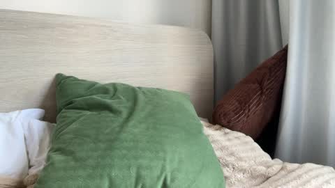 Jace online show from April 2, 9:07 am