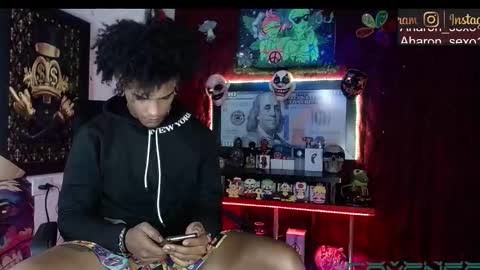 Snapshot of sexo_aharon chatting on January 14, 12:49 am Aharon ravelo online show from January 14, 12:49 am