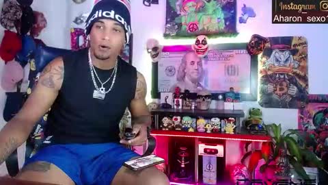 Snapshot of sexo_aharon chatting on March 6, 3:03 am Aharon ravelo online show from March 6, 3:03 am