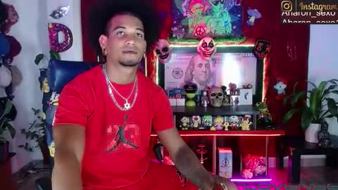 Snapshot of sexo_aharon chatting on March 23, 3:43 am Aharon ravelo online show from March 23, 3:43 am