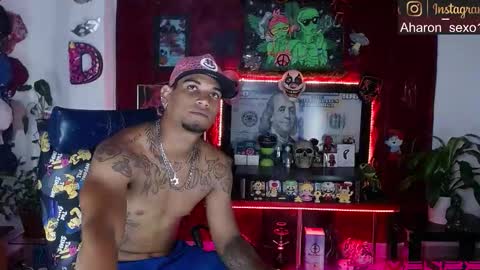 Snapshot of sexo_aharon chatting on March 25, 5:57 am Aharon ravelo online show from March 25, 5:57 am