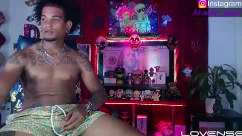 Snapshot of sexo_aharon chatting on March 29, 2:00 am Aharon ravelo online show from March 29, 2:00 am