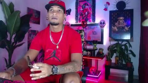 Snapshot of sexo_aharon chatting on June 21, 2:58 am Aharon ravelo online show from June 21, 2:58 am