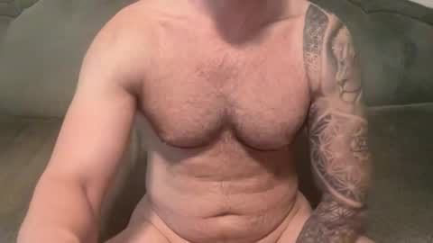Snapshot of sexologistbull chatting on May 8, 7:30 pm SexologistBull online show from May 8, 7:30 pm