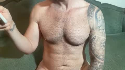 Snapshot of sexologistbull chatting on May 25, 8:59 pm SexologistBull online show from May 25, 8:59 pm
