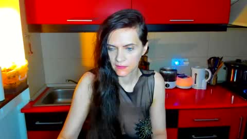 sexqueen1111 online show from February 1, 1:31 pm